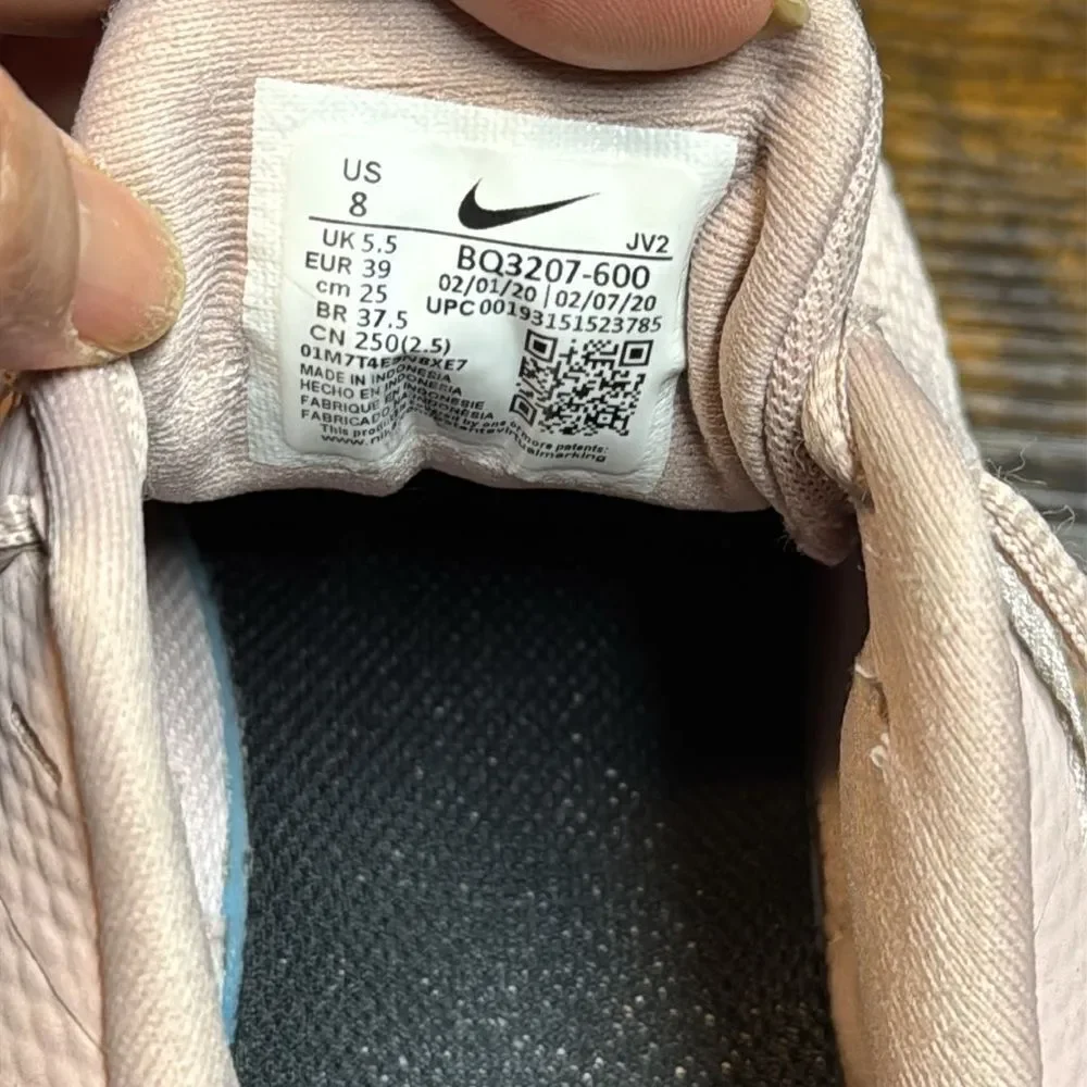 Nike Revolution 5 Barely Rose Running Sneakers BQ3207-600 Women's Size US‎ 8